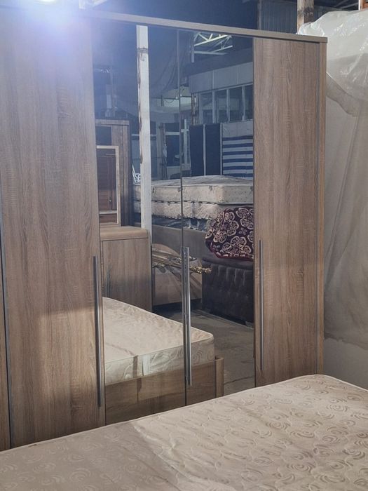 Спальный гарнитур  2 та