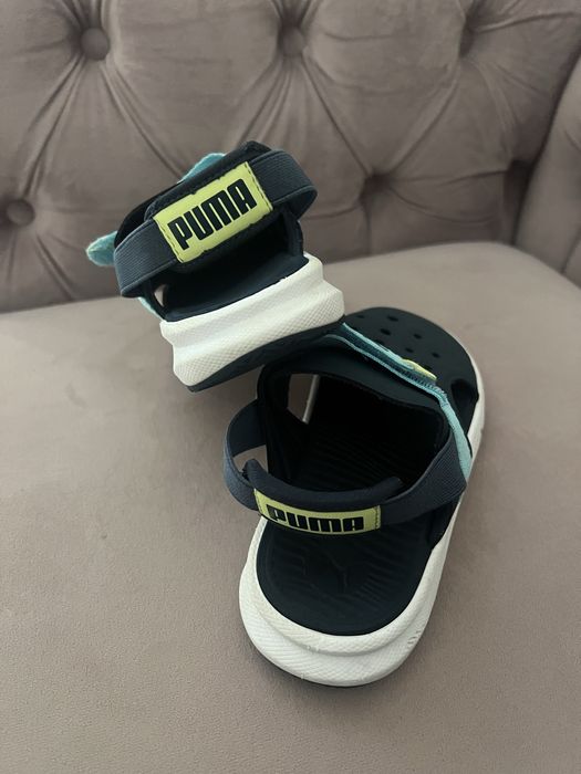 Adidasi Sandale  : Puma 29/30