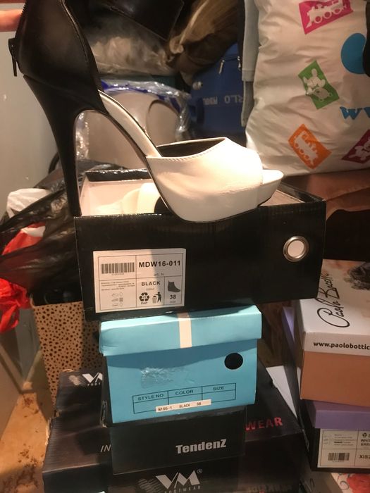 Обувки- 7 чифта елегатни