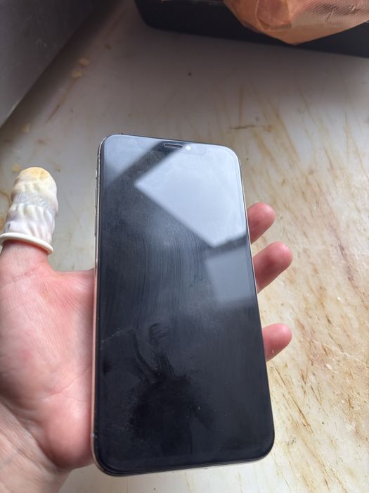 Продам айфон x(10)