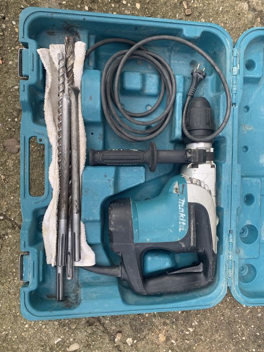 Vand ciocan rotopercutor Makita HR 4002, + 4 piese (dalta pt beton
