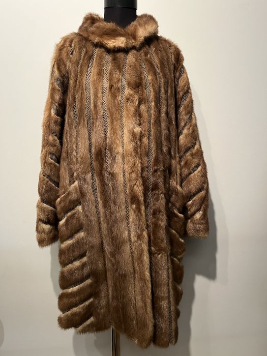 Blana vizon insertii piele