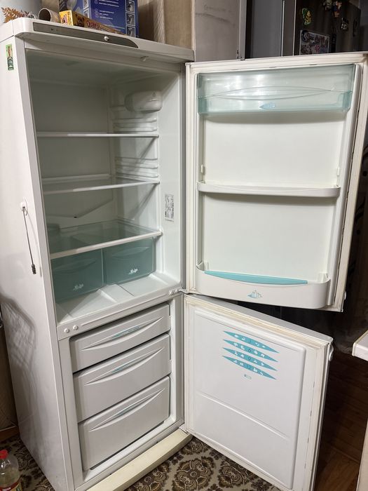 Холодильник STINOL