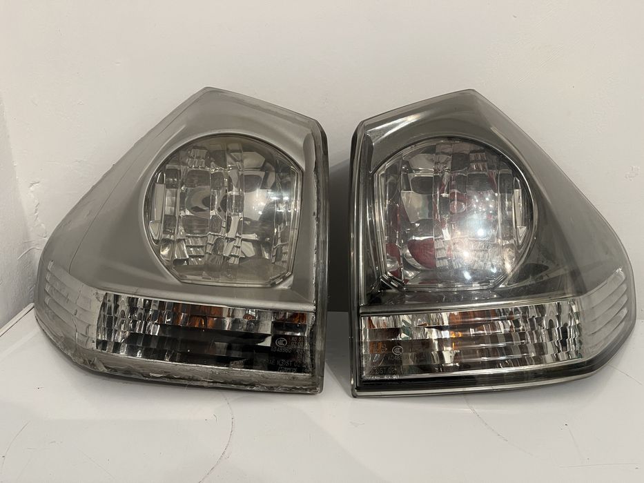 Задний фары на Лексус RX 350