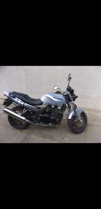 Kawasaki zr750 2004