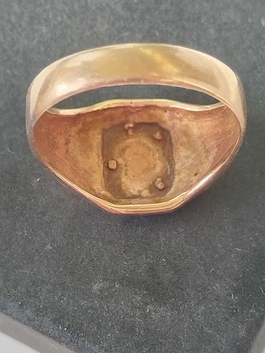 Златен масивен мъжки пръстен 9,90 гр. 14 карата