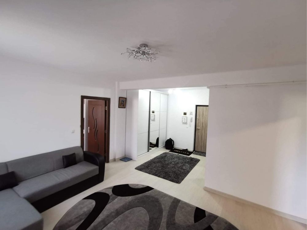 Apartament 2 camere Etj 1