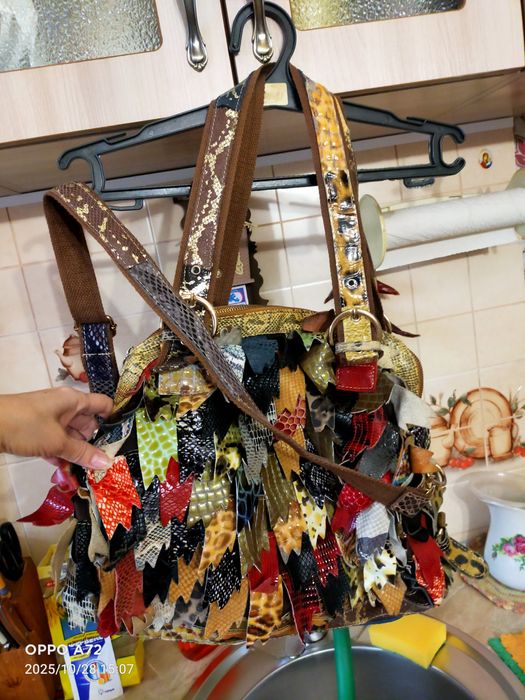 Кожаные , натуральные сумки.