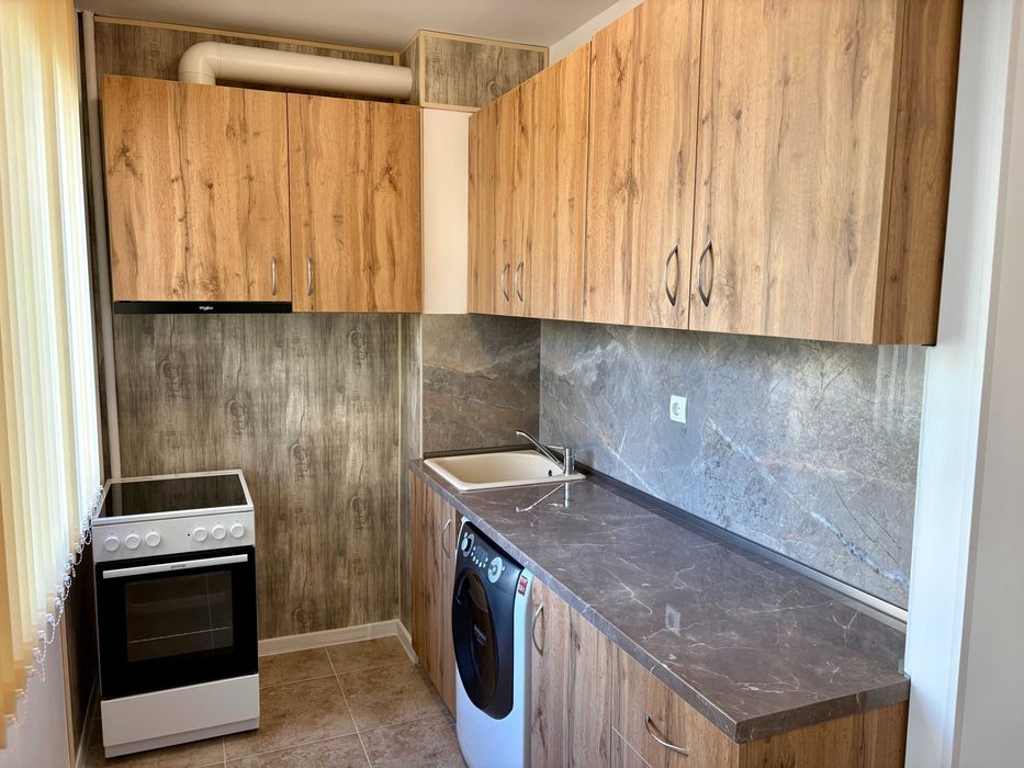 Дава се под наем Тристаен апартамент в Варна, Лятно кино Тракия - 70 кв.м за 459 € - Снимка #11