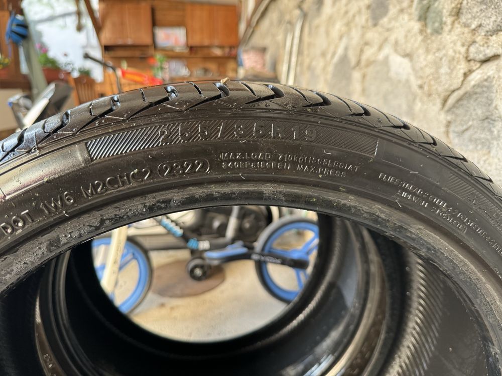 255/35/19 atlas sport green 3