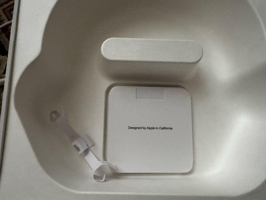 Продам airpods max
