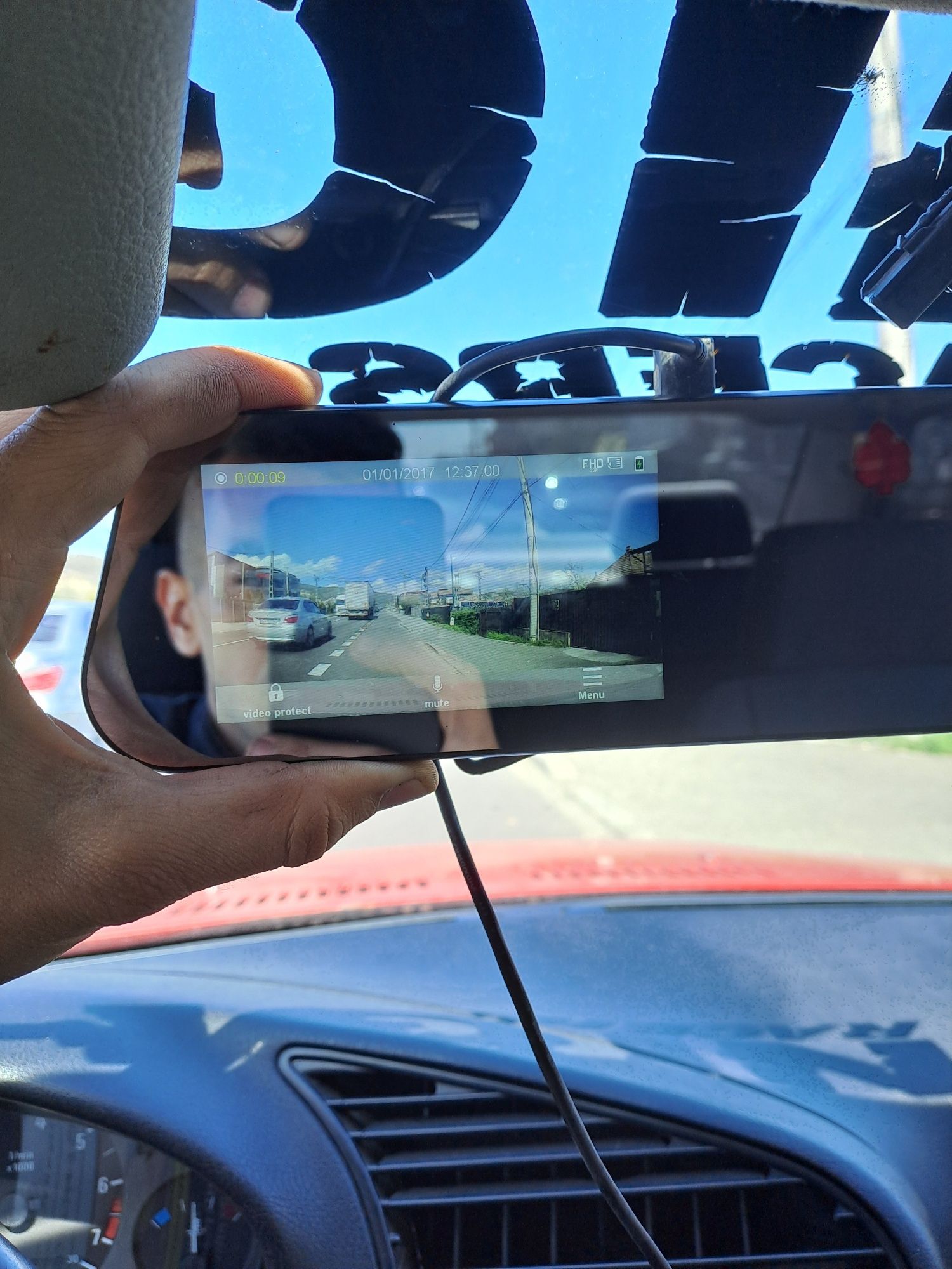 Oglinda cu camera inregistrare trafic-camera bord