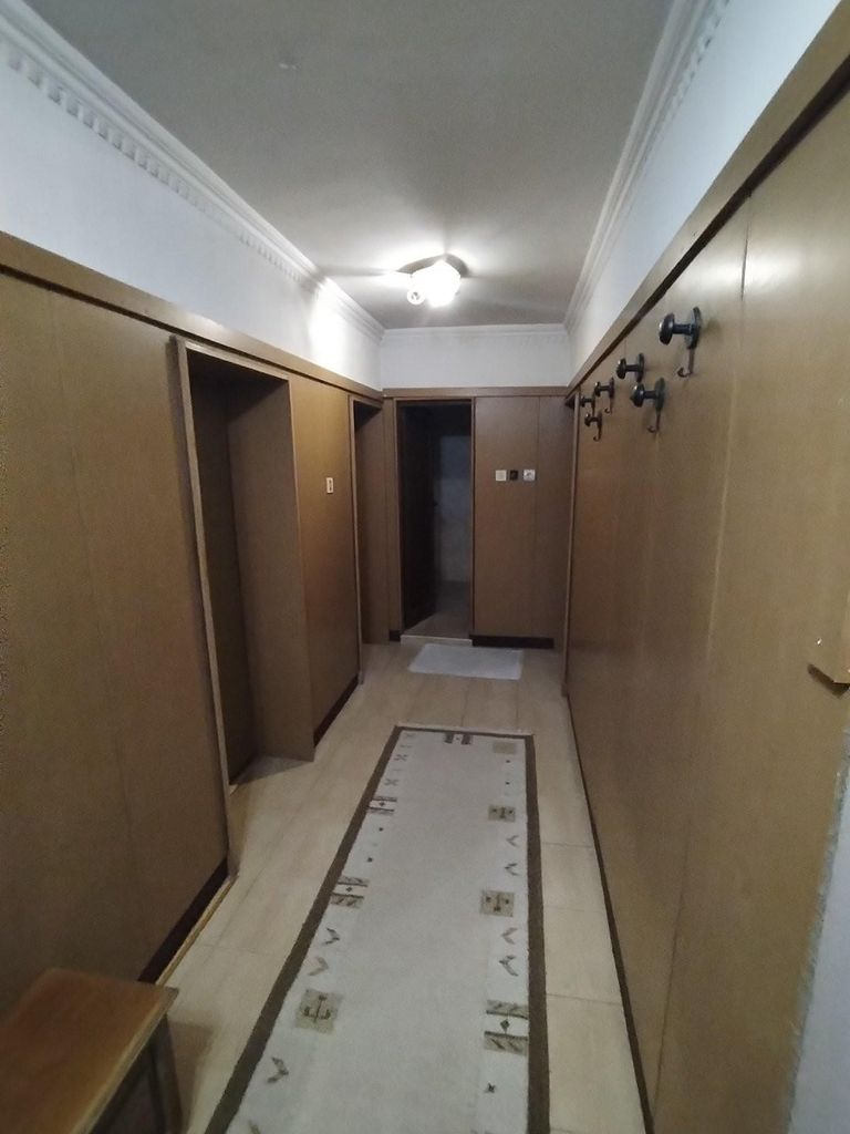 Дава се под наем Четиристаен апартамент в Пловдив, Каменица 1 - 140 кв.м за 510 € - Снимка #8