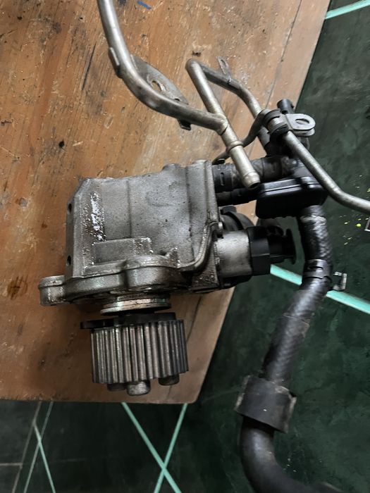 Pompa nalta cbab injectoare euro 5 passat