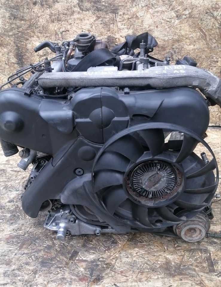двигатель  Ауди А6 С5 2.5см диз   в полном навесе  привозной из Европы