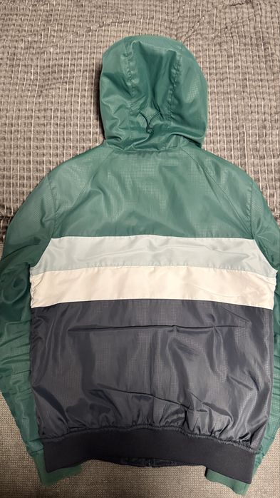 Geacă de vânt Pull & Bear mărime L