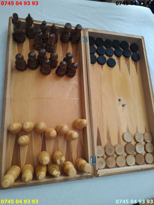 table sah si pooluri lemn dimensiuni mari 45x45cm