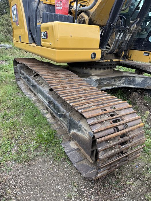 Excavator CAT 320 an 2022