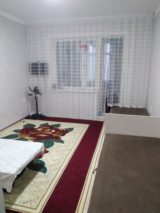 Кв сотилади Нижнийда галерейка домда