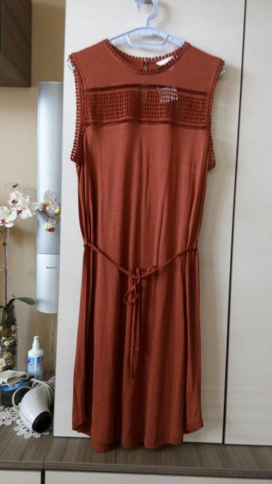 НОВИ с етикета рокля на HM САМО  с ПОДАРЪЦИ