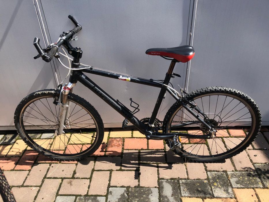 Bicicleta si pompa de vanzare