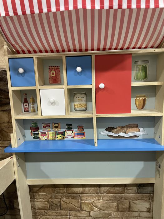 Детски дървен магазин