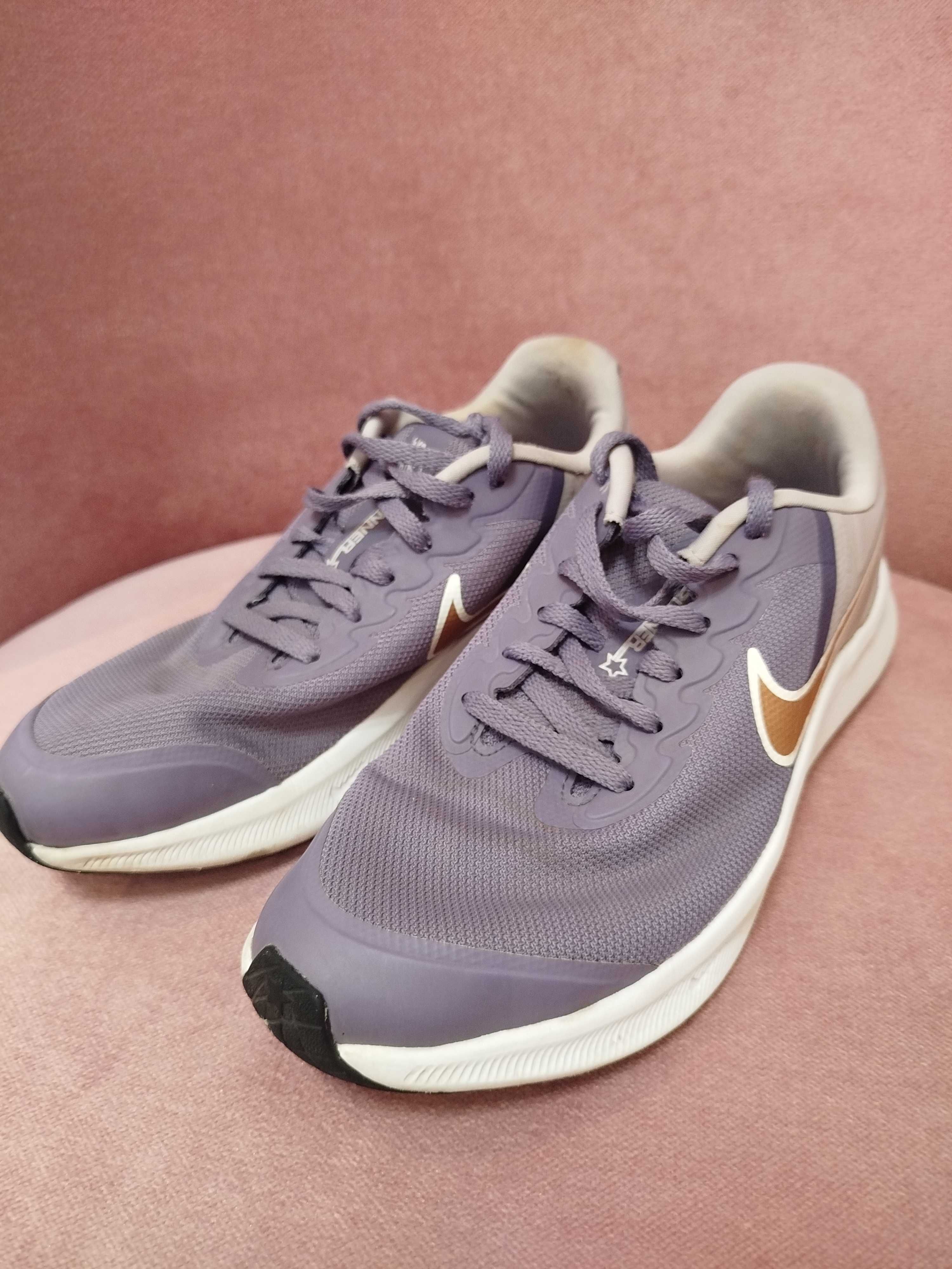 Спортни маратонки Nike