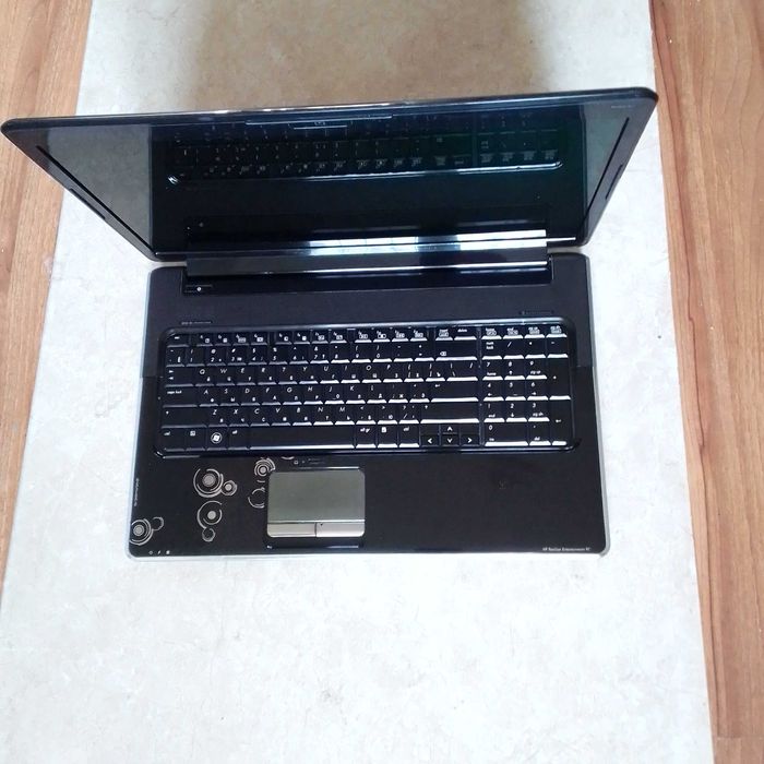Ноутбук Hp-Dv7 на запчасти.