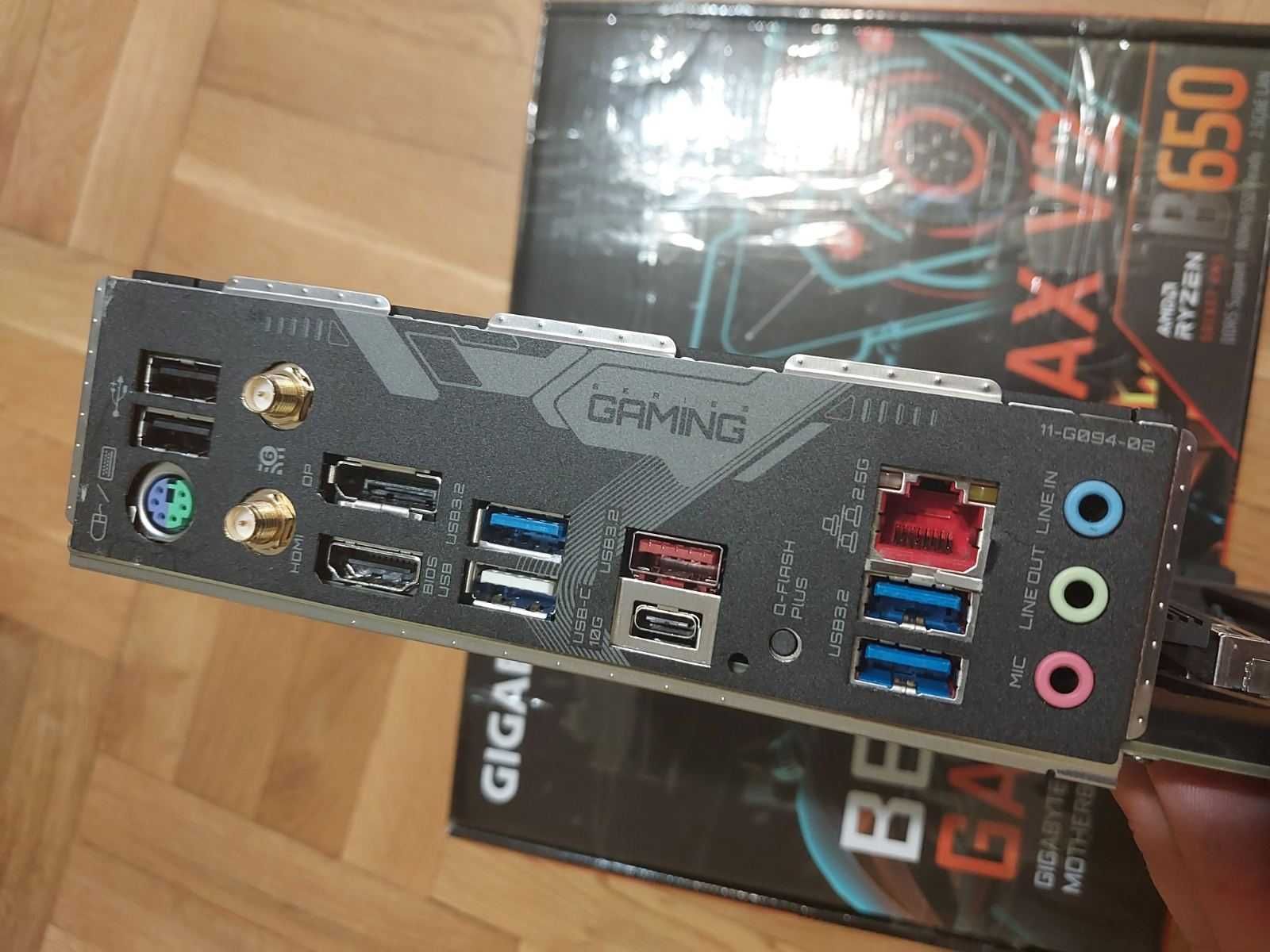 AMD Ryzen 9 7950X3D + Gigabyte B650 Gaming X AX V2 Wi-Fi