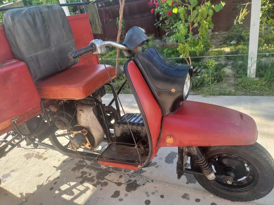 мотоцикл муравей