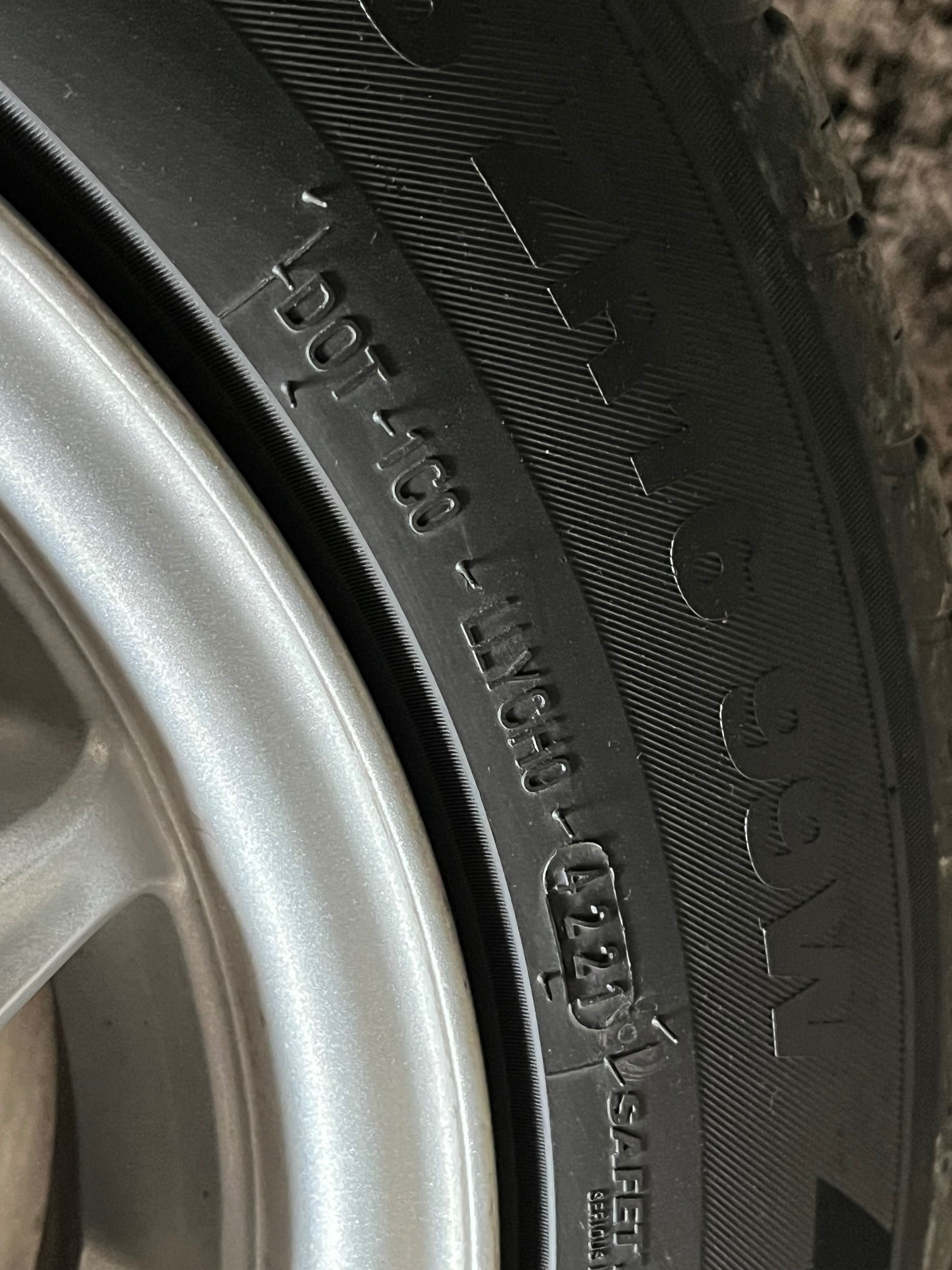 Джанти с гуми за Мерцедес 5x112 за: R129,124,190 и др) 225/55/R16
