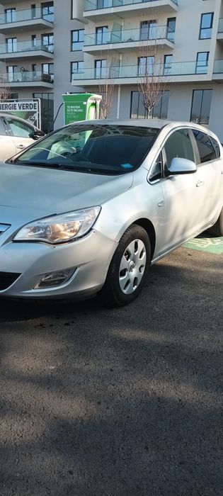 Opel Astra J 1.6 GPL an 2014,volan dreapta