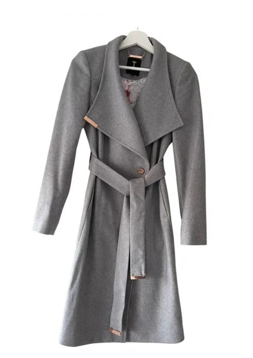 Ново палто Ted Baker , размер М/2