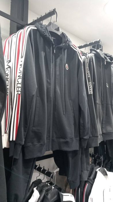 Vand treninguri palm  Armani  boss