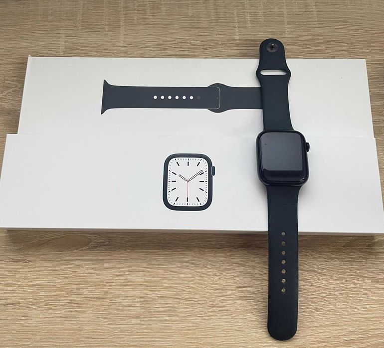 Apple Watch Series 7, 45mm, Midnight