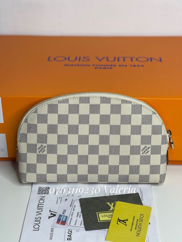 Portfard Louis Vuitton Pouch Azur