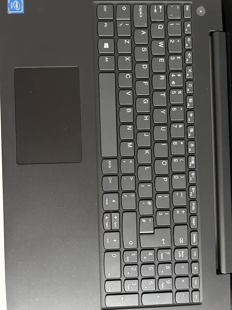 Vand leptop Lenovo