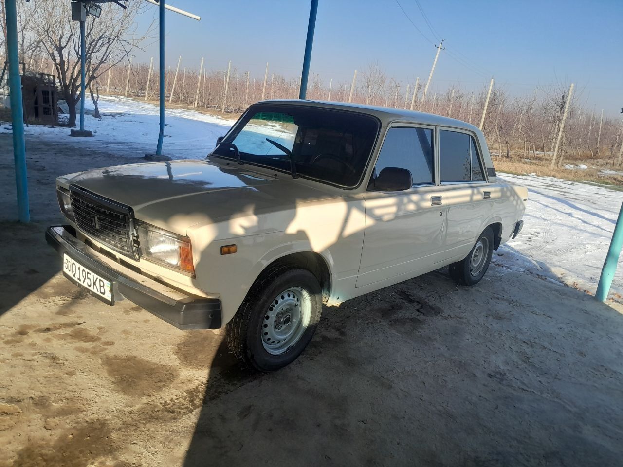 Vaz 2107 jiguli sotiladi