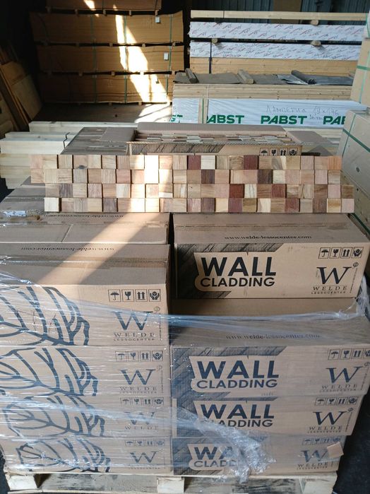 Стенни панели от естествен тик