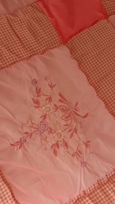 Одеяла 2,30 на 2,метра цена за одно