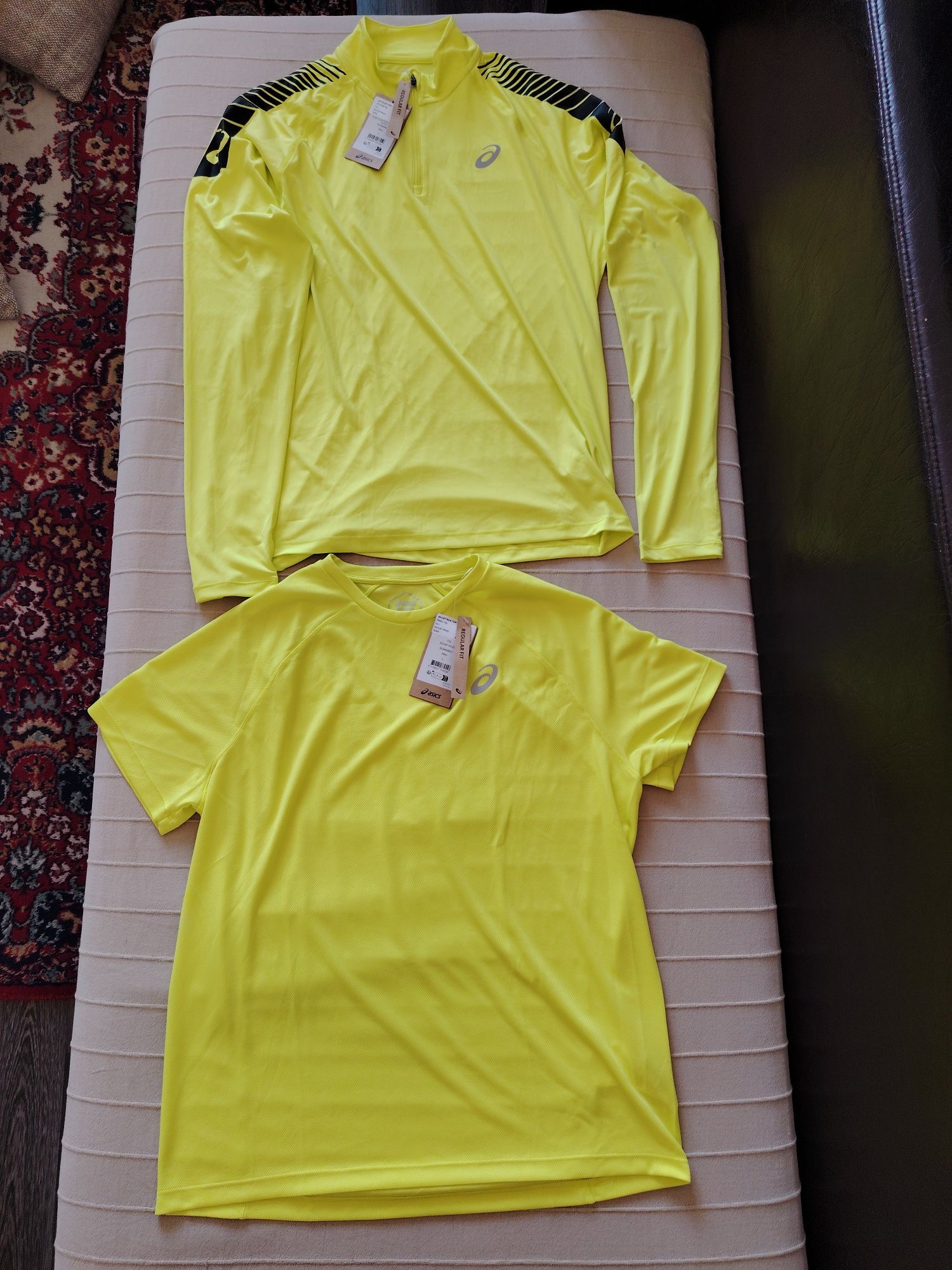 Сет за бягане на Asics DRI-FIT L размер