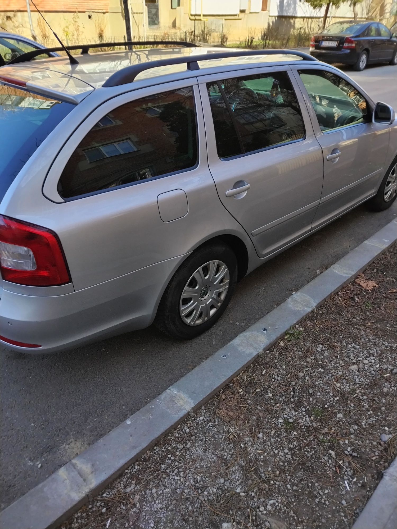 Vind skoda Octavia 5290euro