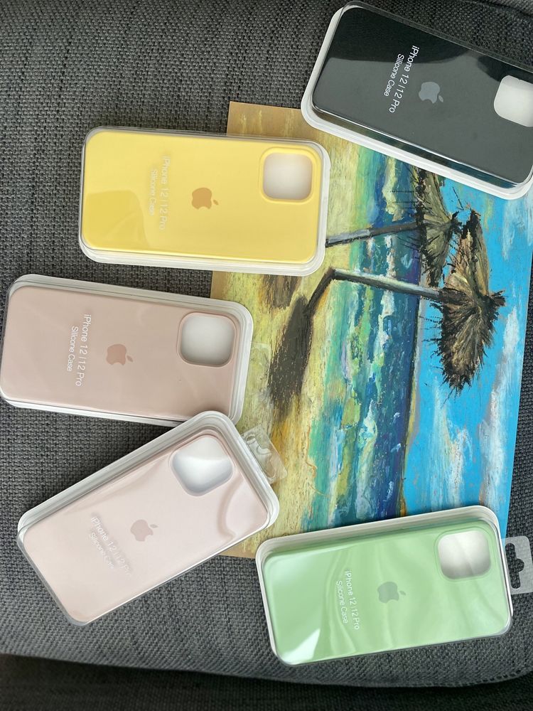 Калъф за iPhone 12 и 12 Pro silicone cases с лого