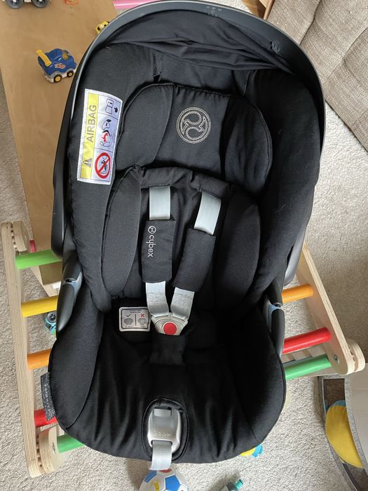 Кош за кола Cybex Cloud Z I-Size + подложка за новородено