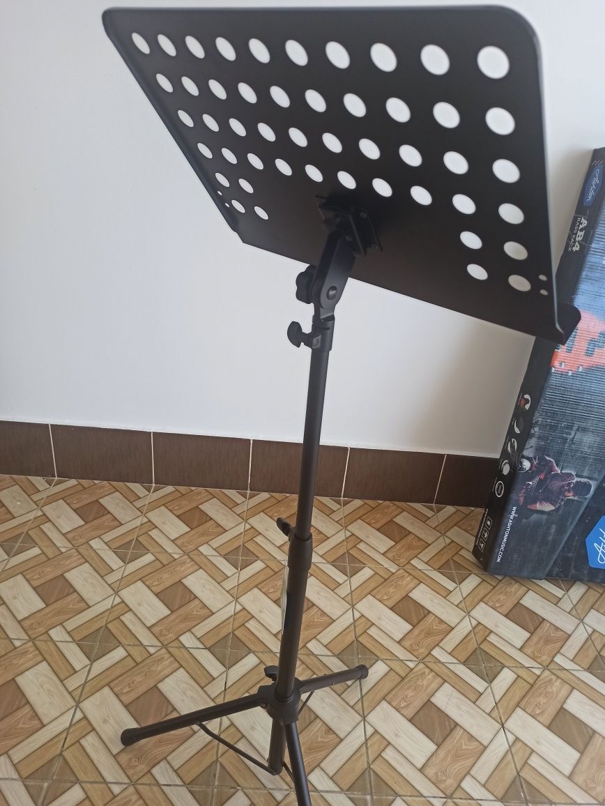 Пюпитр оркестровый (стойка для нот) Thomann Orchestra Music Stand