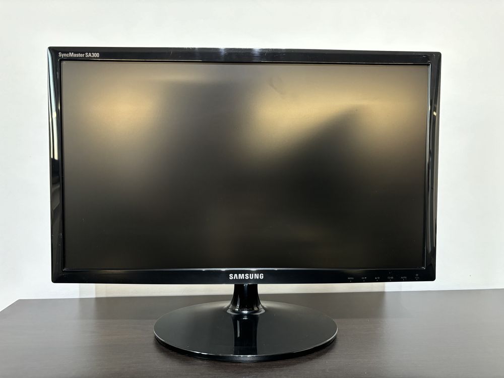 Vand monitor Samsung wide - FullHD