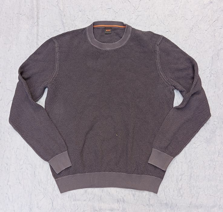 Vând pulover de bărbați Hugo Boss original!