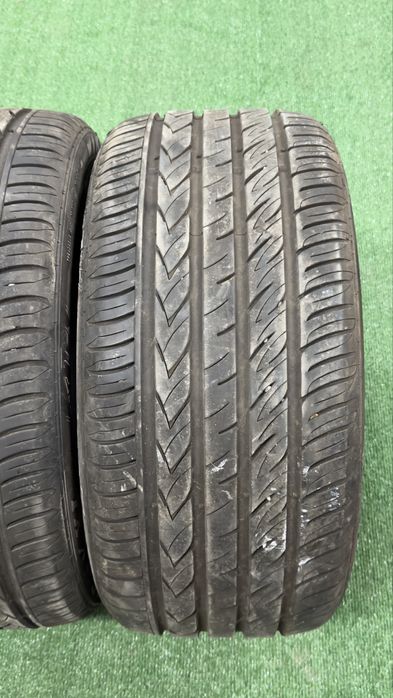 Летни гуми 255/40/18 Като нови