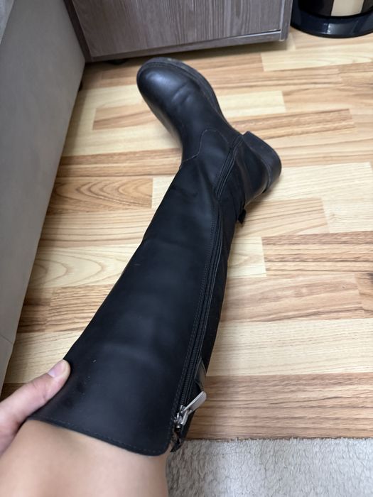 Сапоги осенние в отличом состоянии