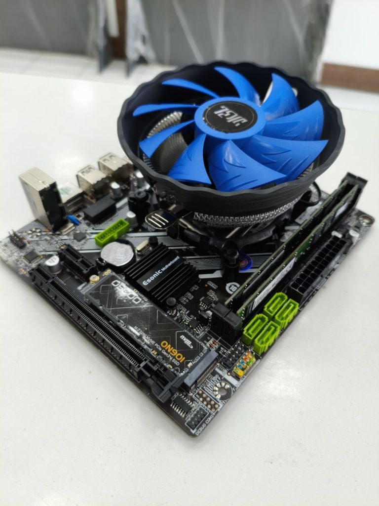 Комплект H61 i7-3770 DDR3 16GB 2x8 SSD 256GB